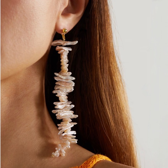 Cult Gaia Aliza Baroque Cultured Freshwater Pearl Asymmetric Drop Earrin… - Picture 6 of 16